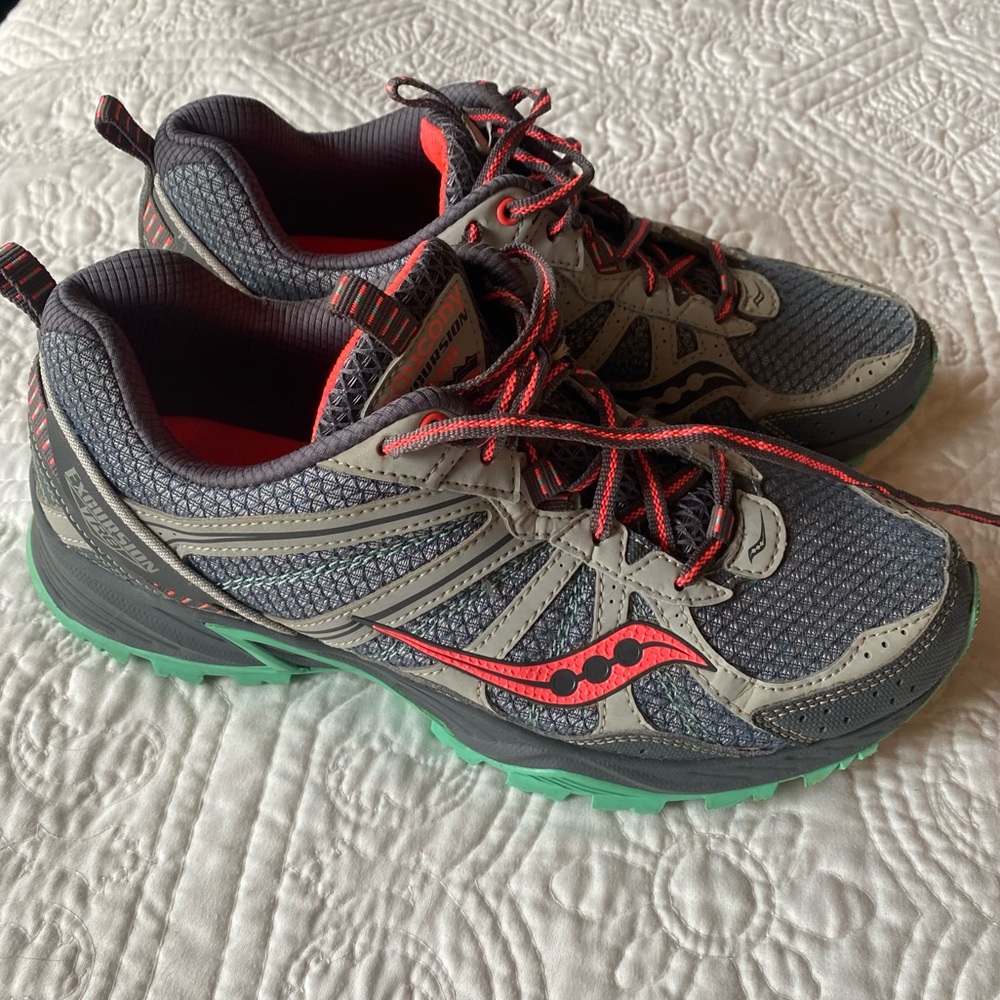 Saucony Excursion TR8 Hiking Running Shoe Sz 9.5